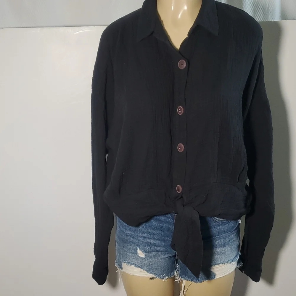 Free People Women's Sun streaks Tie Front long sleeve Black blouse Sz L